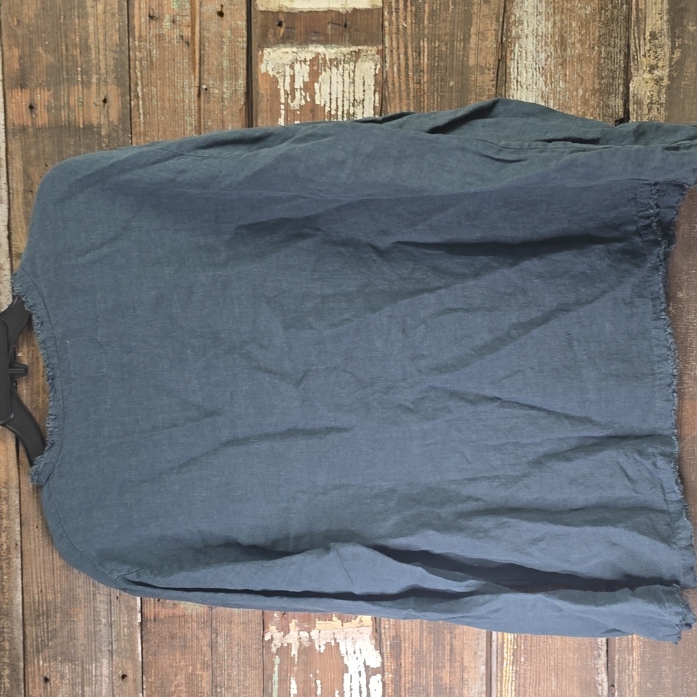 Mooshop Blue V-Neck Long Sleeve Linen Top W/Raw Hem, Size XXL 100% Linen - Picture 2 of 4